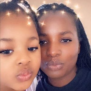 Meet your Posher, Abina